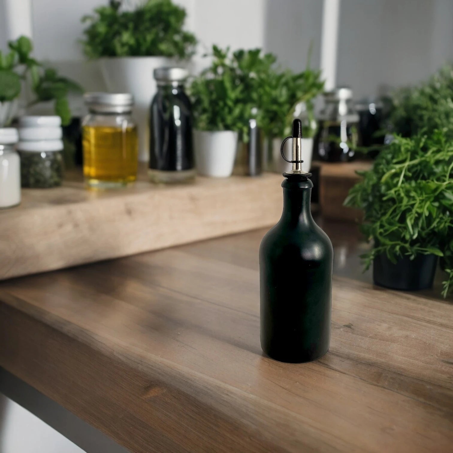 Hochwertige Steinzeug - Flasche mit Edelstahl - Ausgießer für Olivenöl - OlivenZauber - Olivenöl neu erleben