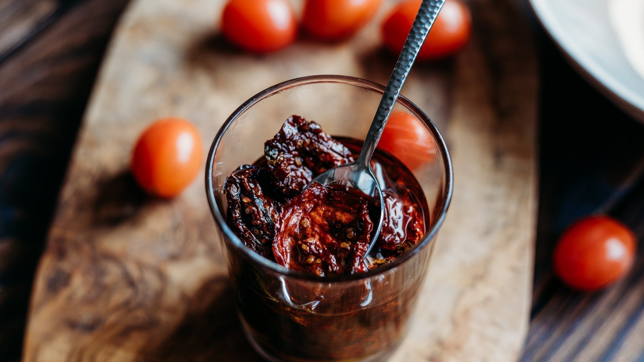 Sonnengetrocknete Tomaten in Olivenöl – mediterraner Genuss aus Kreta - OlivenZauber - Olivenöl neu erleben